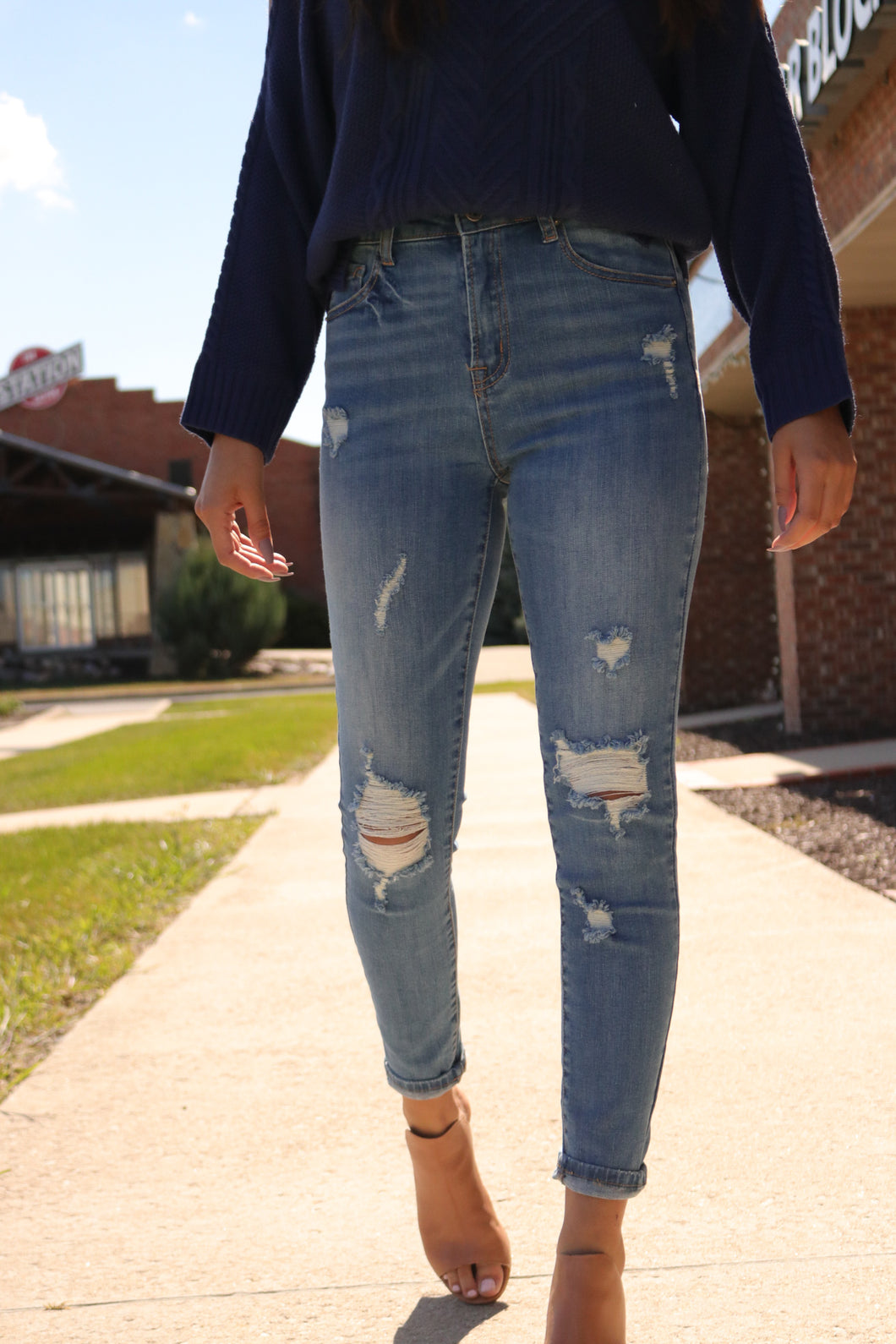 Dezzy Distressed High Rise jeans